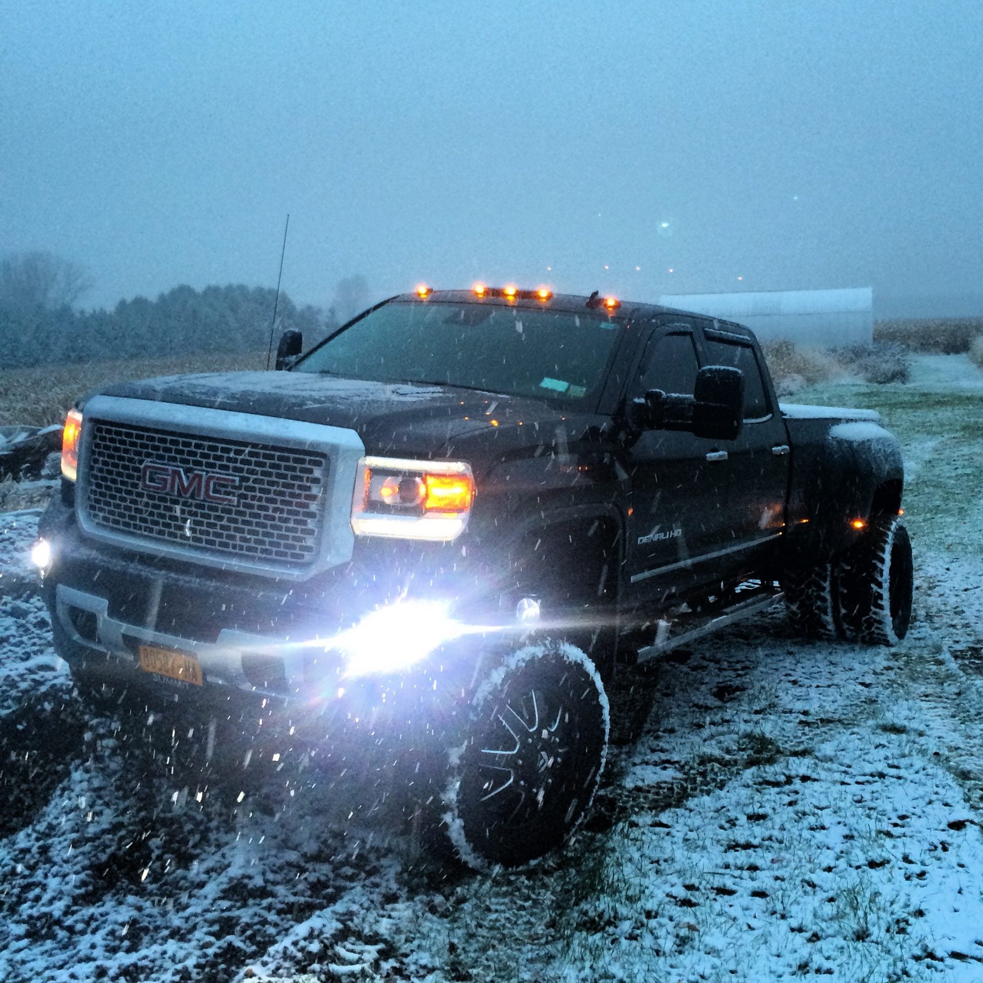 GMC Sierra & Chevy Silverado 15-19 Fender Light LED Smoked w/ Black Trim