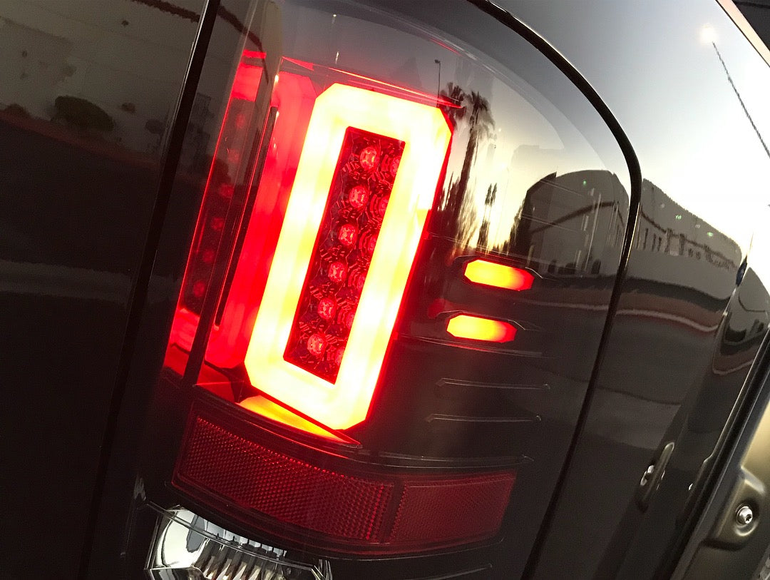 Chevy Silverado 1500 14-18 & 2500/3500 14-19 Tail Lights OLED in Clear
