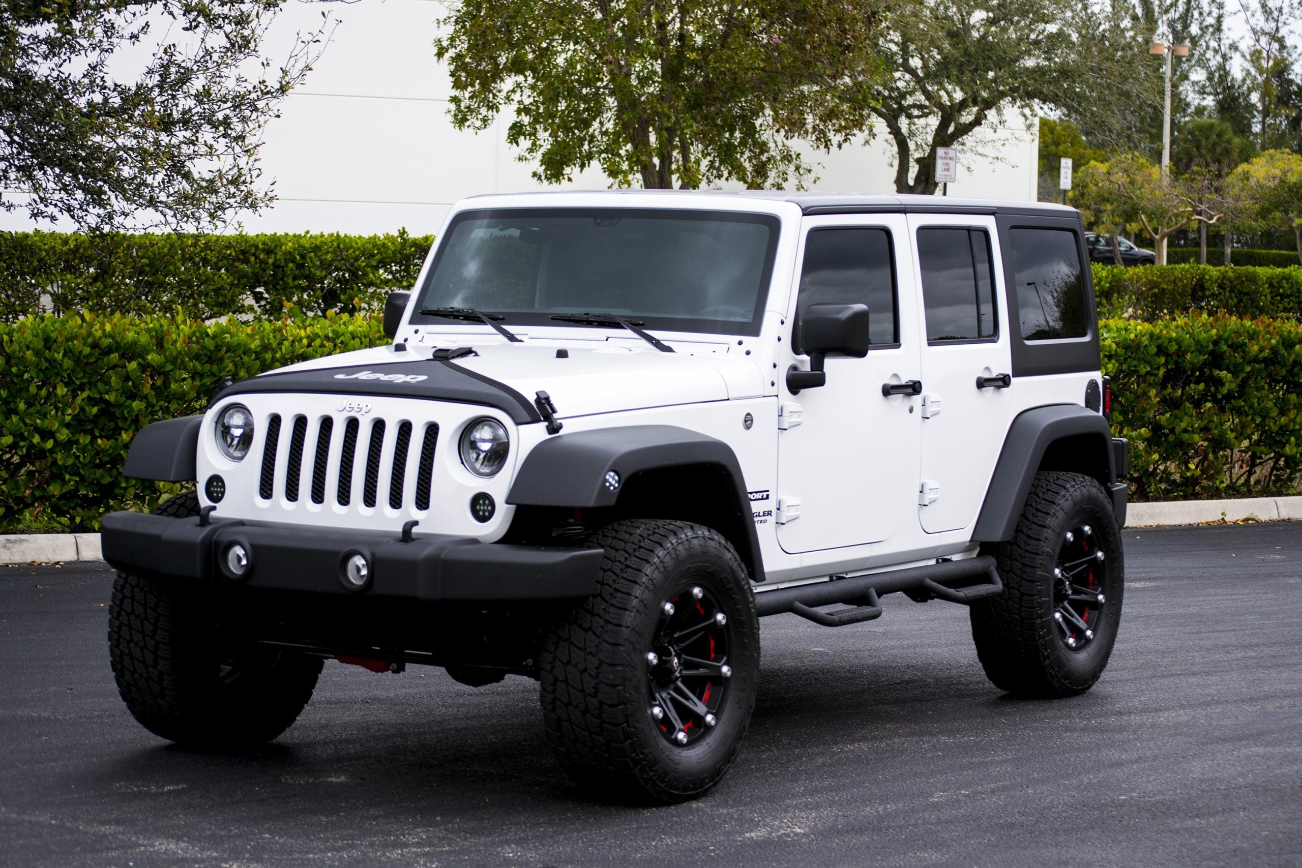 Jeep JK Wrangler 07-18 Projector Headlights LED in Smoked/Black