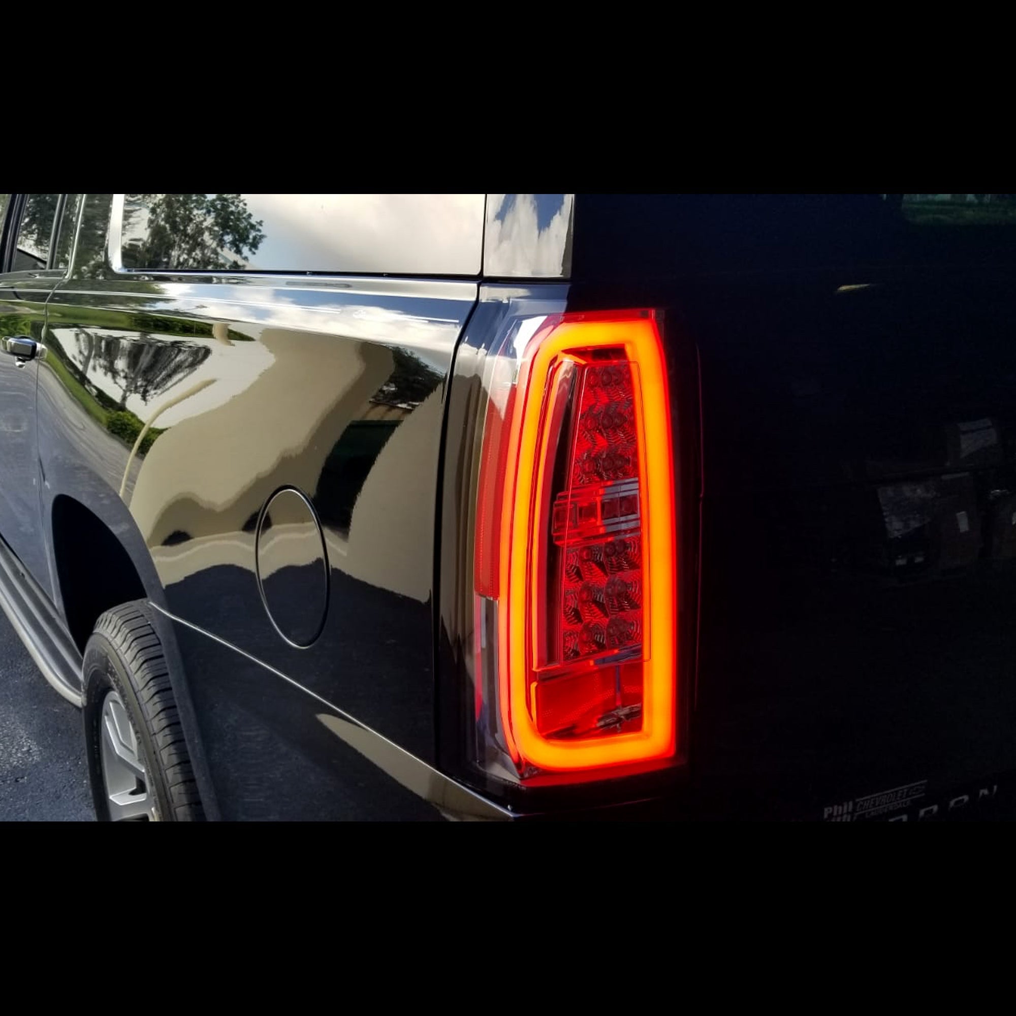 Chevy Tahoe & Suburban 15-19 OLED Bar-Style LED TAIL LIGHTS - Clear Lens
