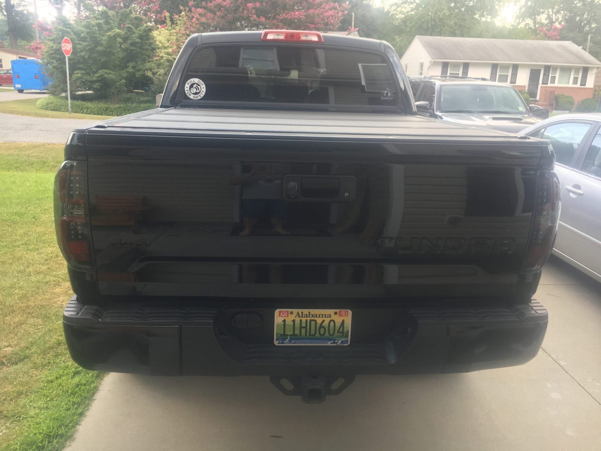 Toyota Tundra 14-19 LED Tail Lights in Smoked