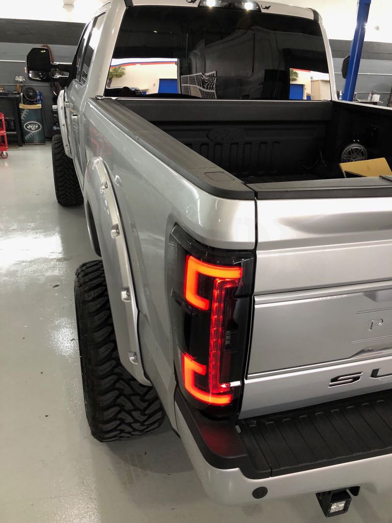 Ford Super Duty F250/350/450/550 17-19 (Replaces OEM LED) Tail Lights OLED in Clear