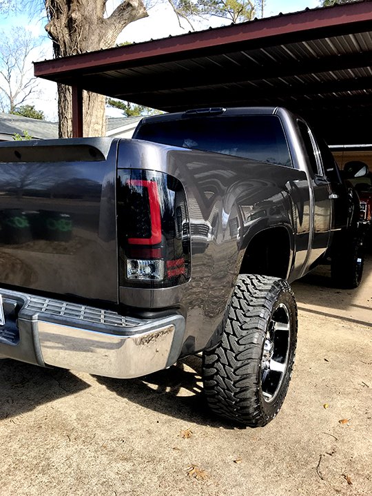 GMC Sierra 07-13 Tail Lights OLED in Smoked