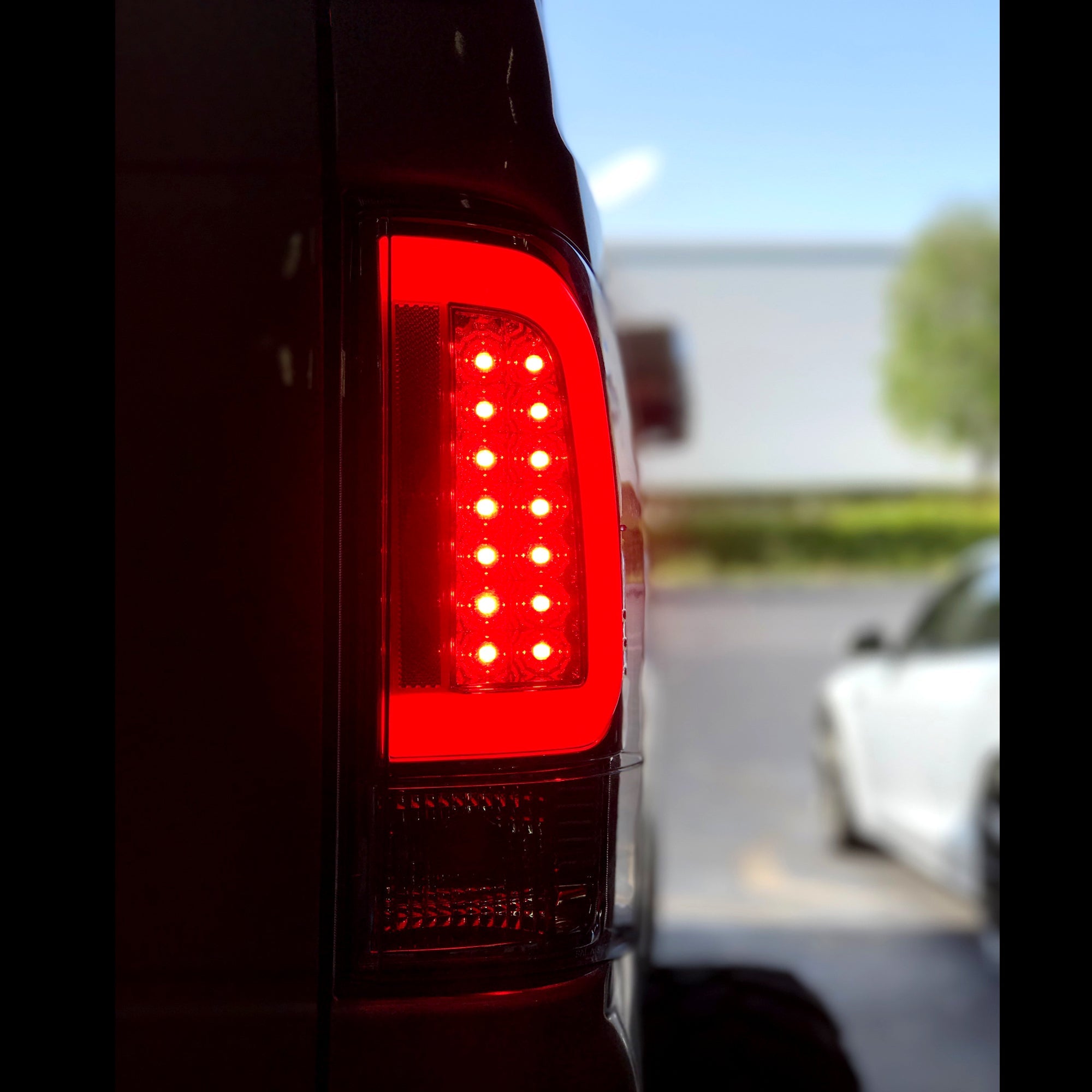 Ford F250HD/350/450/550 08-16 Super Duty Tail Lights OLED in Clear