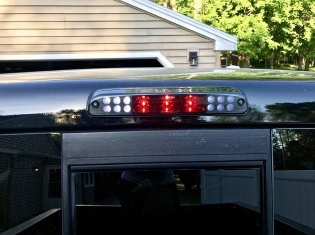 Super Duty 5250HD/350/450/550 99-16 &amp; Ranger 95-03 &amp; Explorer Sport Trac 01-05 3rd Brake Light Smkd