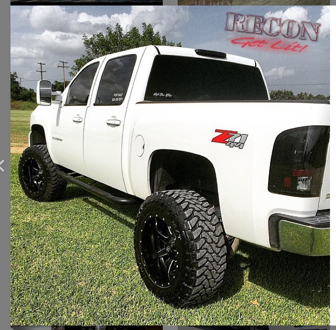 Chevy Silverado Single-Wheel 07-13 &amp; Dually 07-14 &amp; GMC Sierra 07-14 Tail Lights LED in Smoked