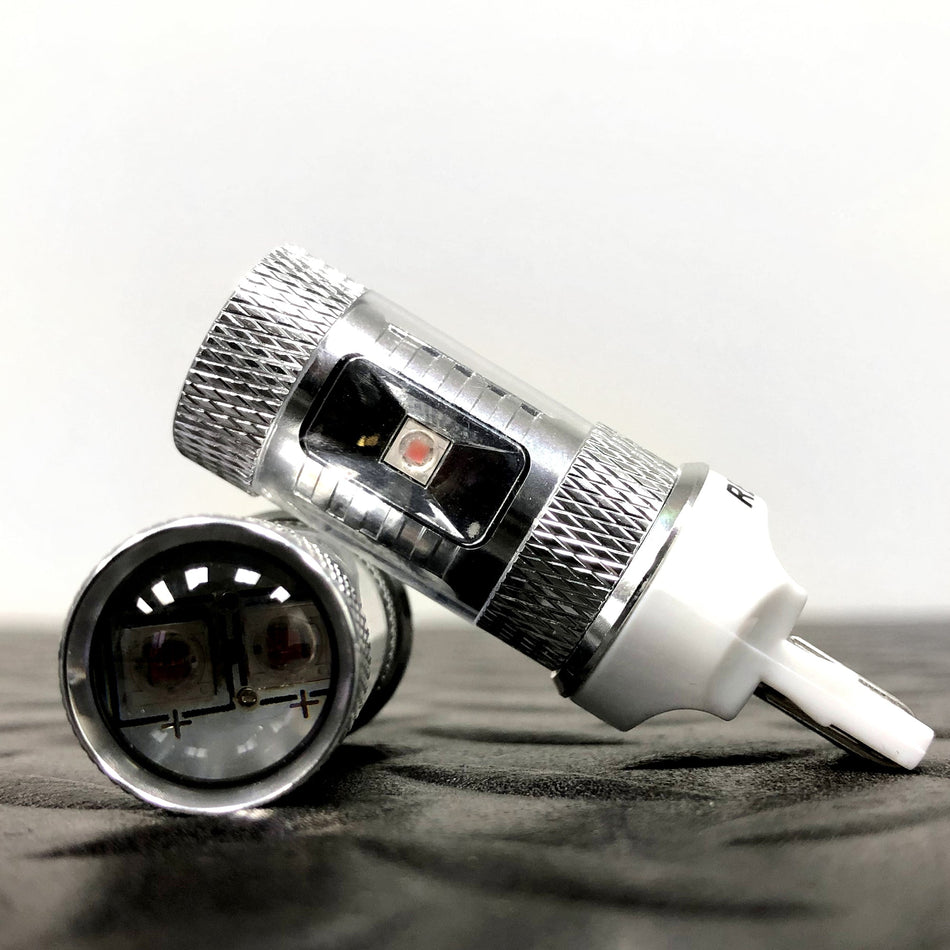 7443 (5 Extreme High Power CREE LEDs on each bulb) 360 Degree 30-Watt CREE LEDs - AMBER (Two Bulbs Per Package)