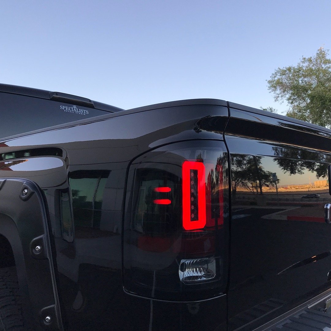 GMC Sierra 1500 14-18 &amp; 2500/3500 14-19 (Fits 3rd Gen) Tail Lights OLED in Red