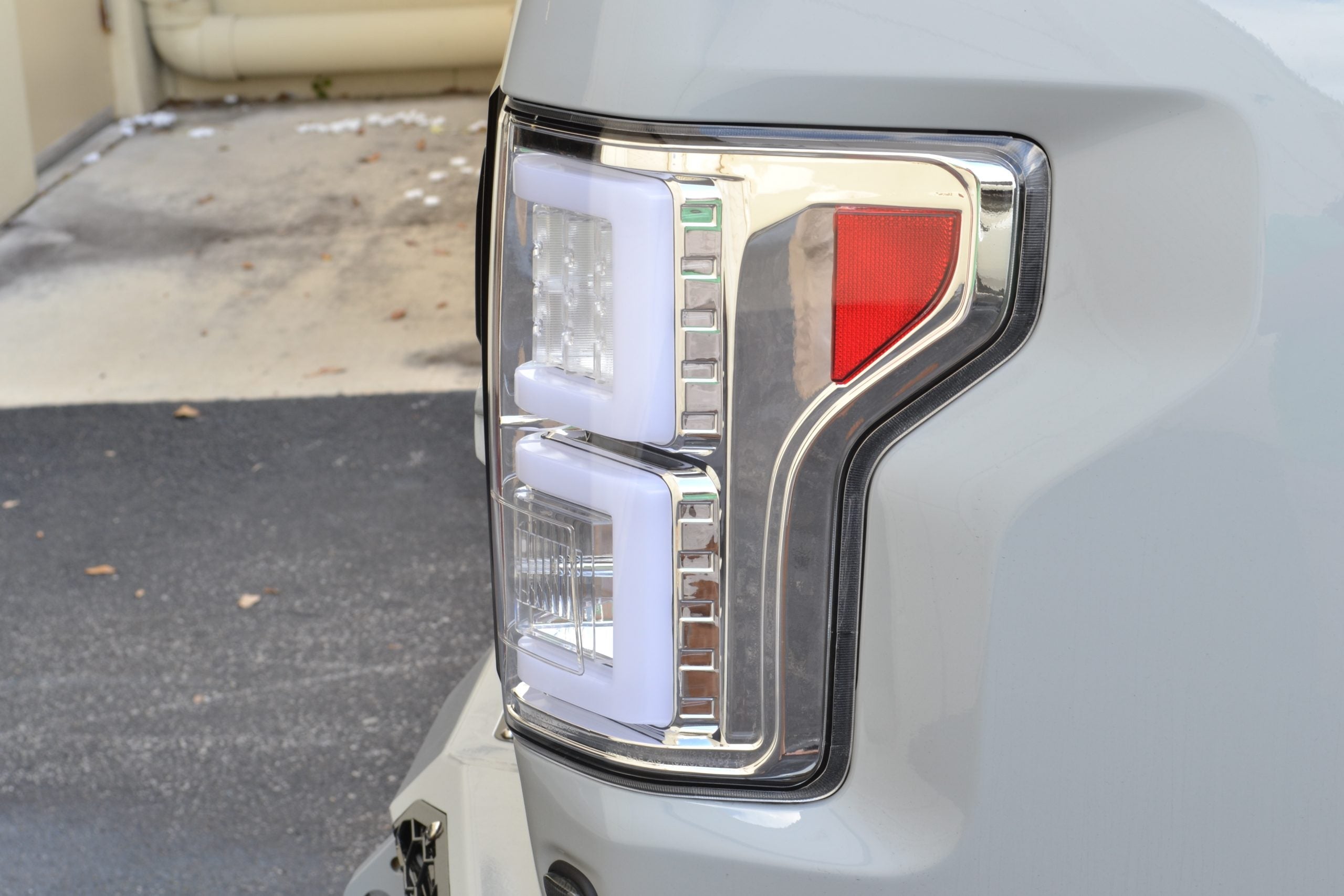 Ford F150 15-17 (Replaces OEM Halogen Style Tail Lights) LED TAIL LIGHTS - Clear Lens