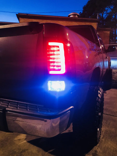 GMC Sierra 07-13 Tail Lights OLED in Smoked