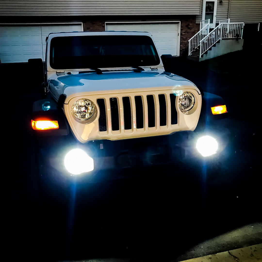 9004 12V High-Power (Hi &amp; Low Beam) Headlight Bulbs LED